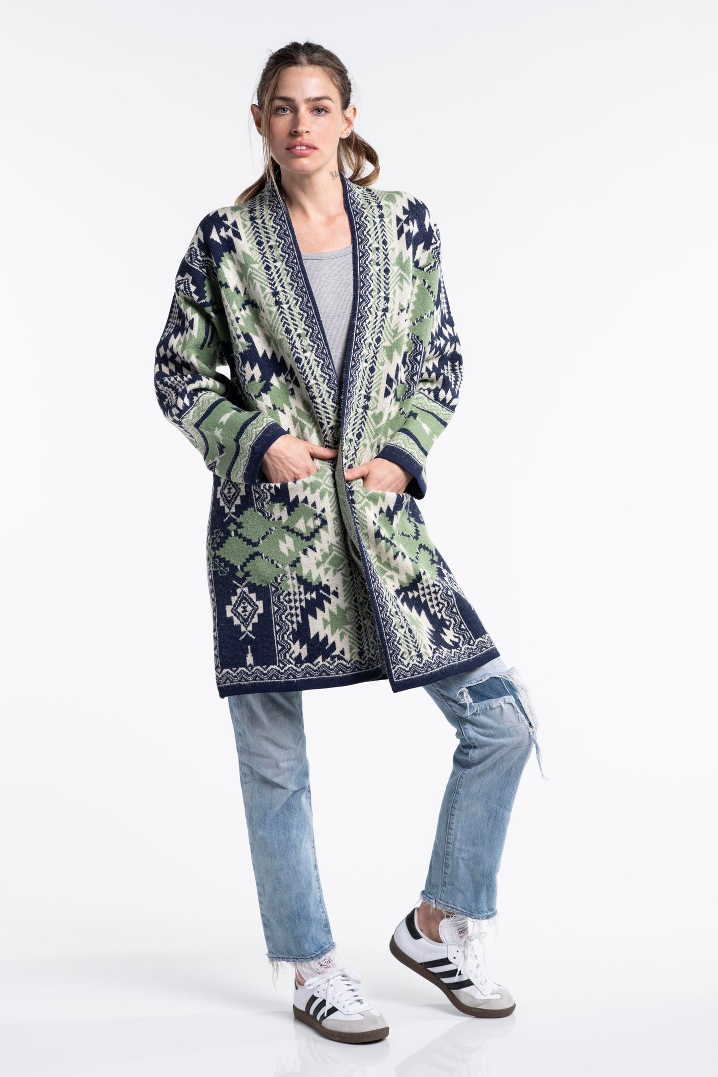 Monica Moroccan Carpet Design Jacquard Short Cardigan